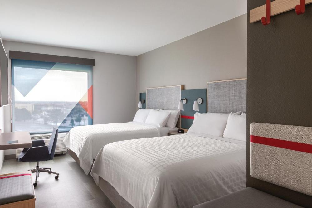 Standard Queen Room with Two Queen Beds interior